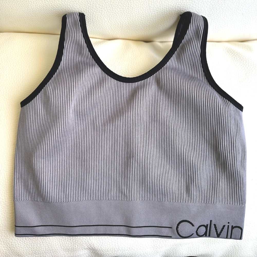 Calvin Klein Women's Performance Medium Impact, L